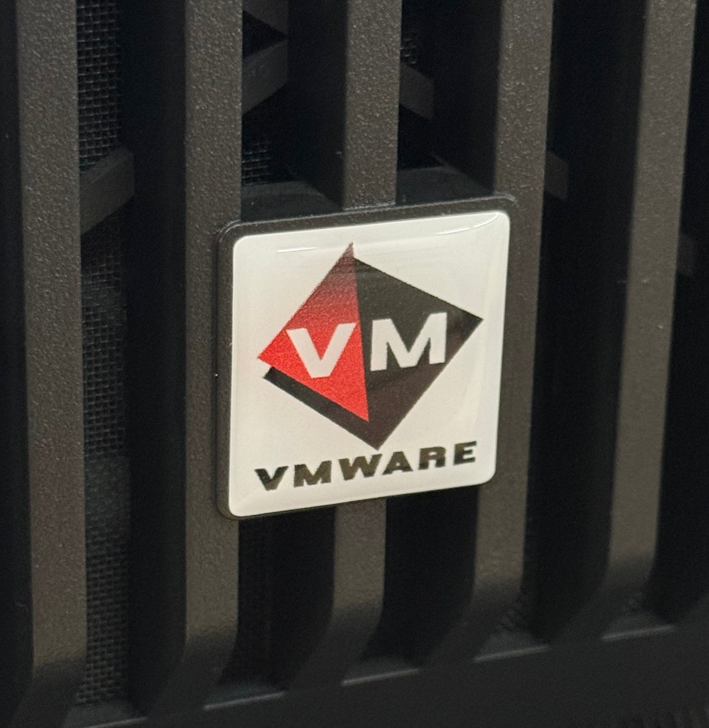 > VMWARE < Virtual Machine Logo Case Badge Sticker - Dome White