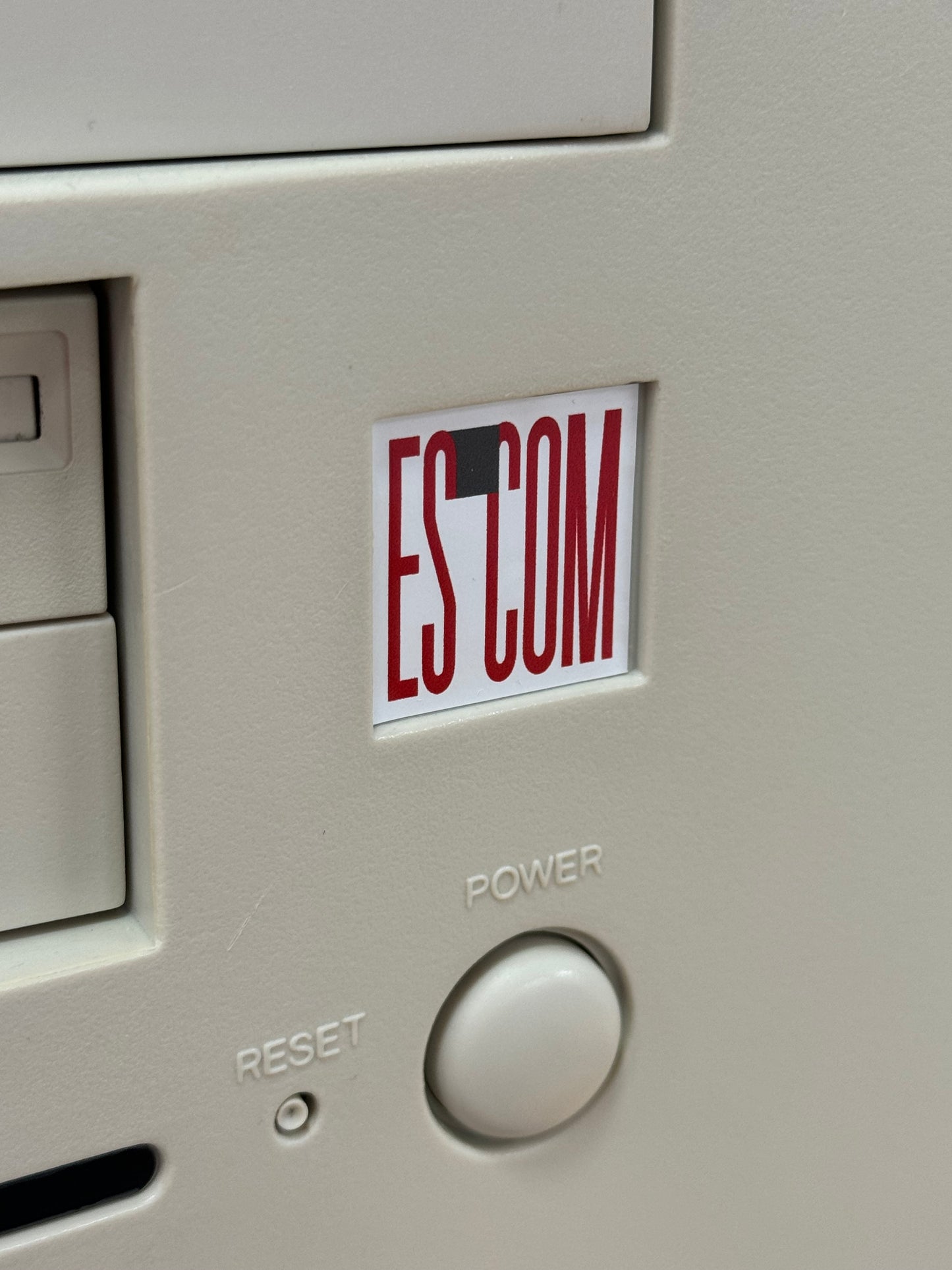 ESCOM AG Computer Badge Sticker - White