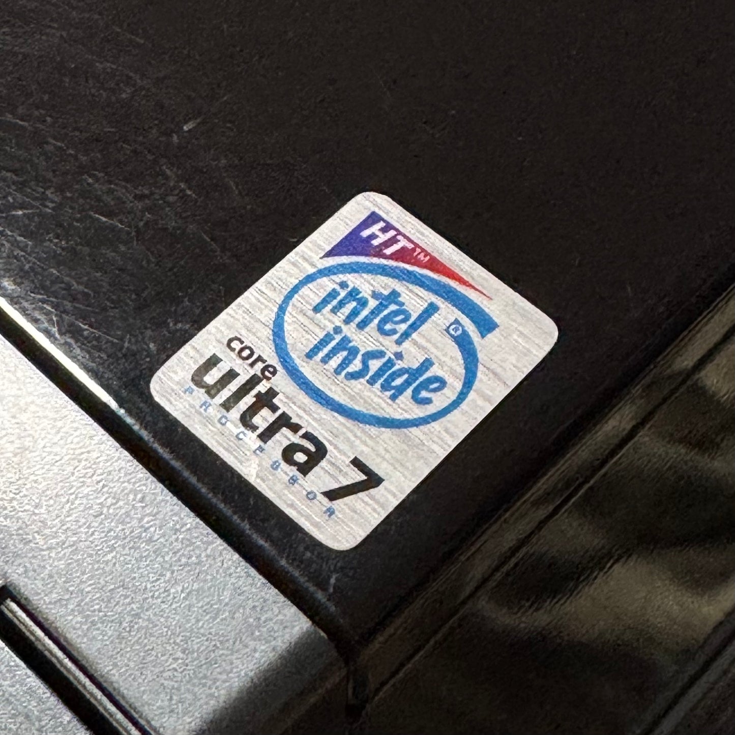 Core ULTRA i7 Retro-Modern-Sleeper Case Badge Sticker - Metallic