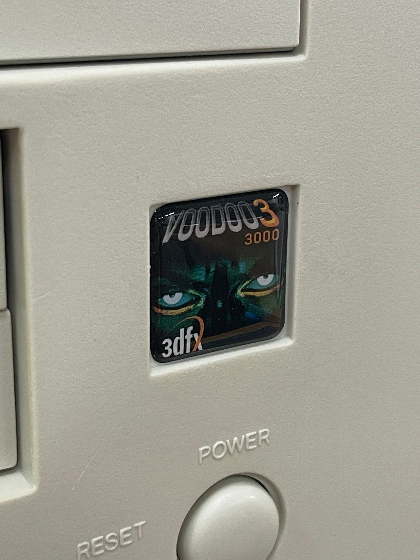3Dfx "Faces Series" Voodoo3 3000 Case Badge Sticker - DOME