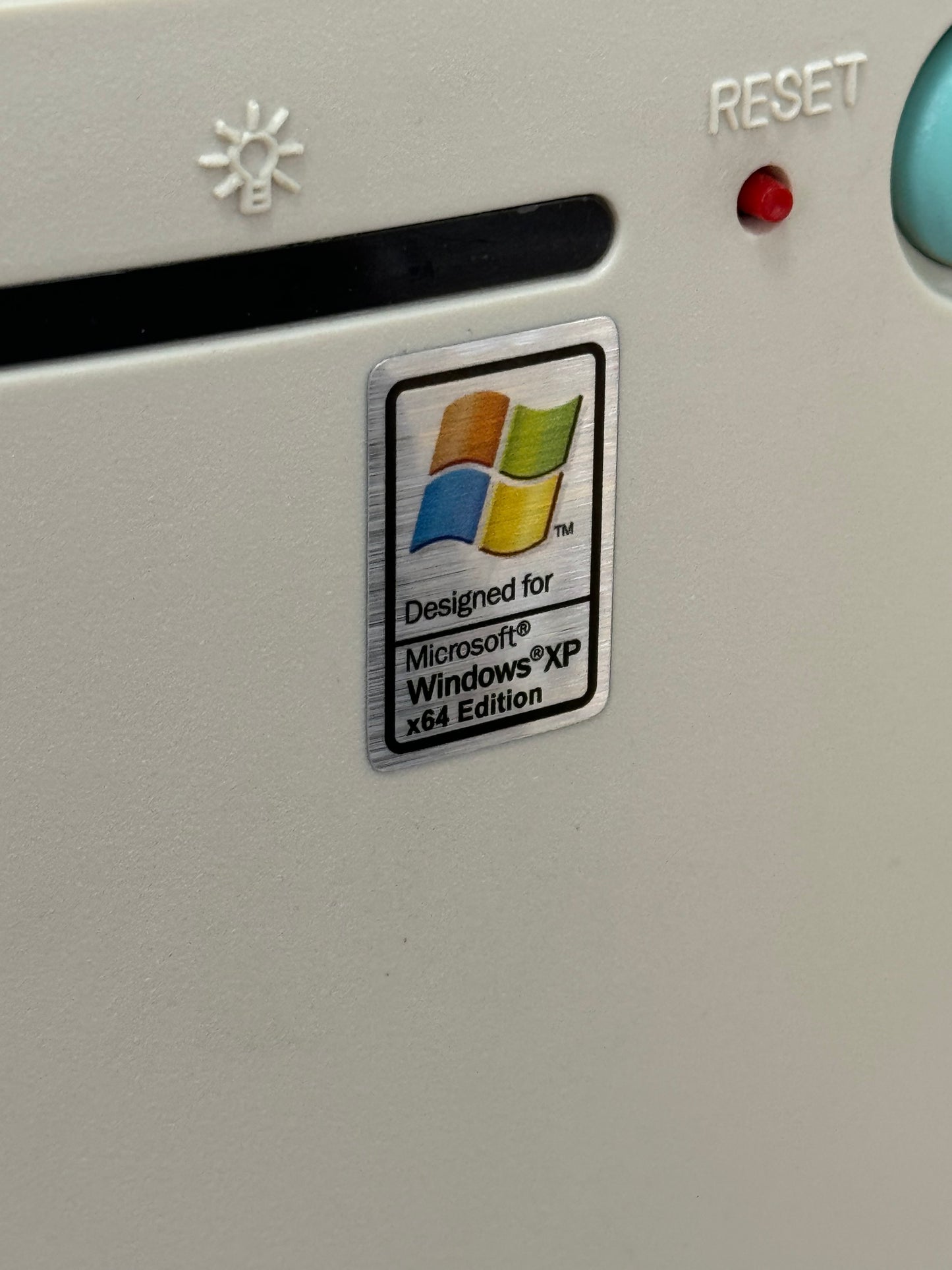 Windows XP V2 x64 Edition 64-bit Case Badge Sticker  - Metallic