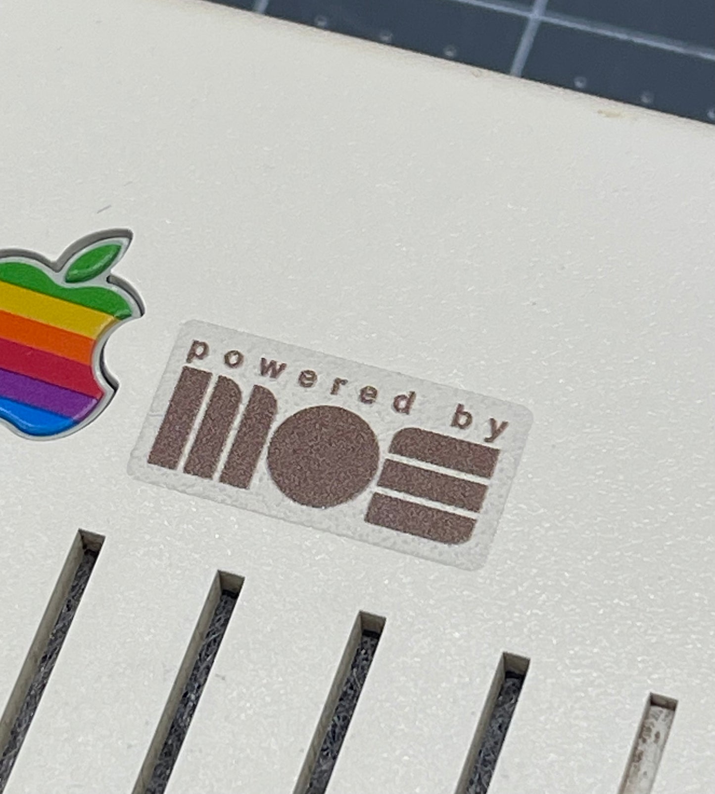 “Powered by MOS” Commodore C64 Apple Atari Case Badge Sticker - Clear