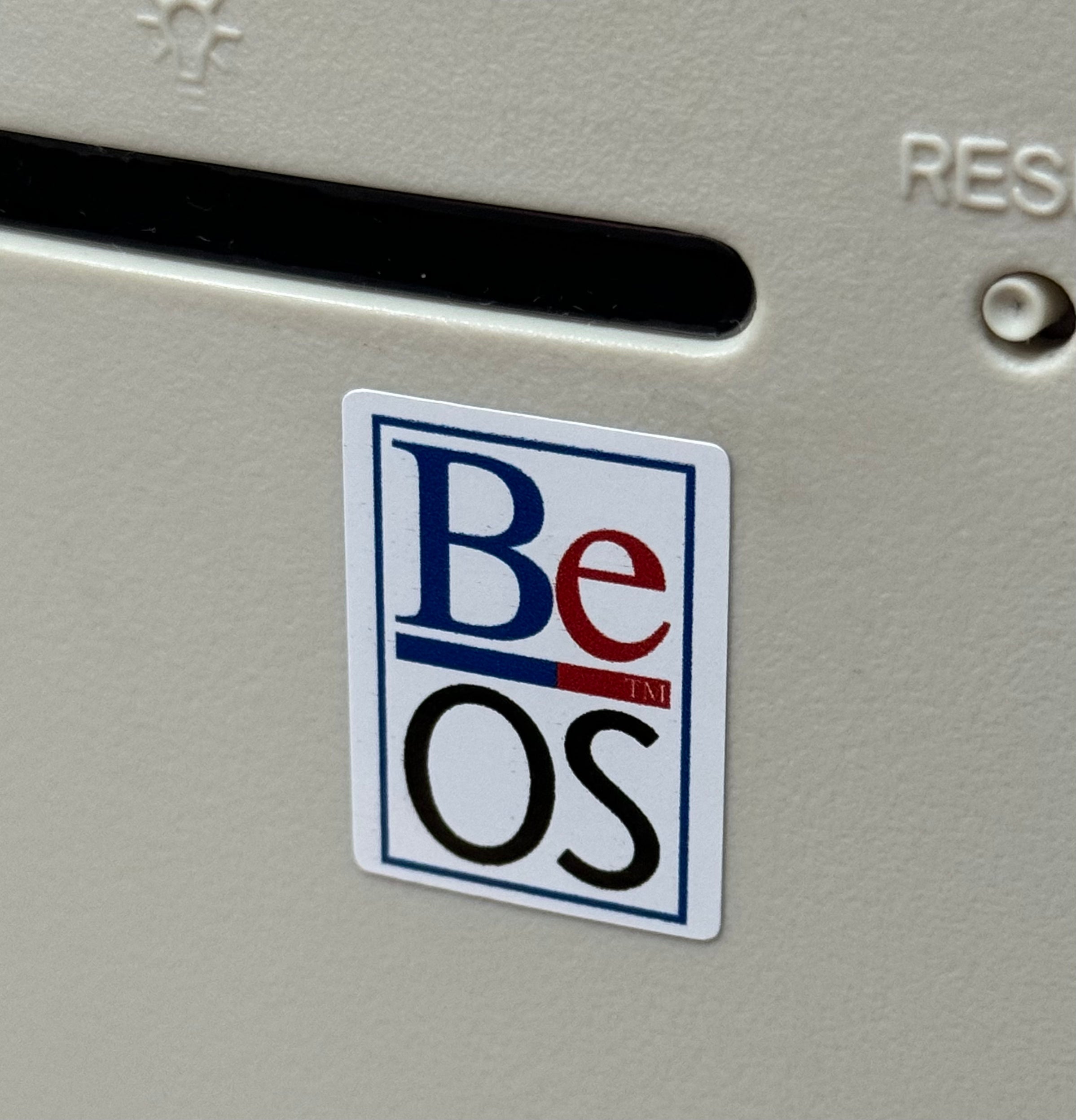 Be OS Beos Logo Case Badge Sticker - White – Geekenspiel