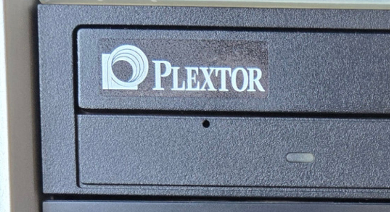 Plextor Logo CD DVD ROM Drive Case Badge Sticker - Clear – Geekenspiel