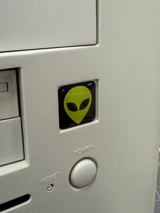> Alienware V1 < Early GREEN Alien Head Logo Case Badge Sticker - Dome