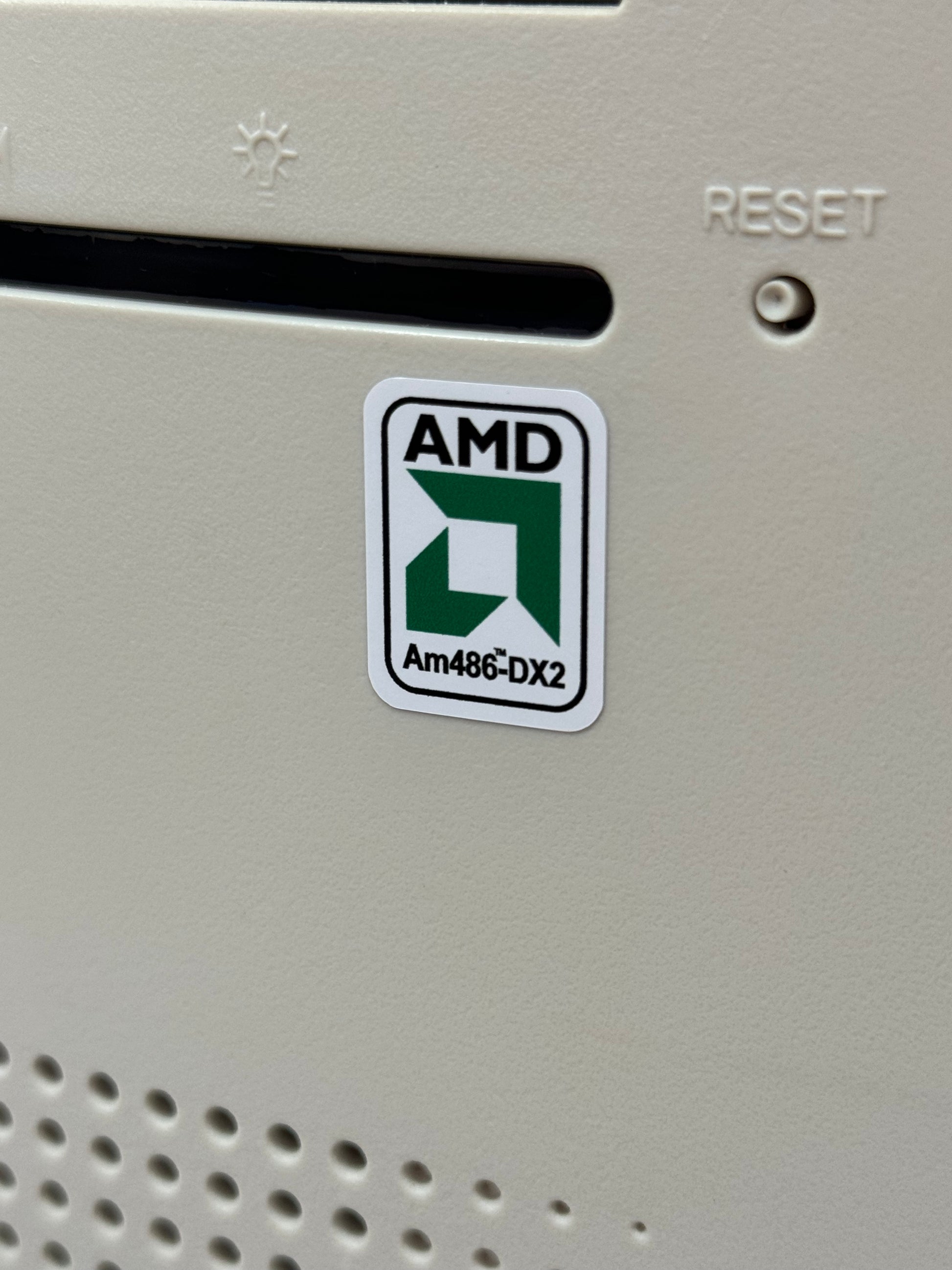 AMD Am486 DX2 DX4 Case Badge Sticker - White – Geekenspiel