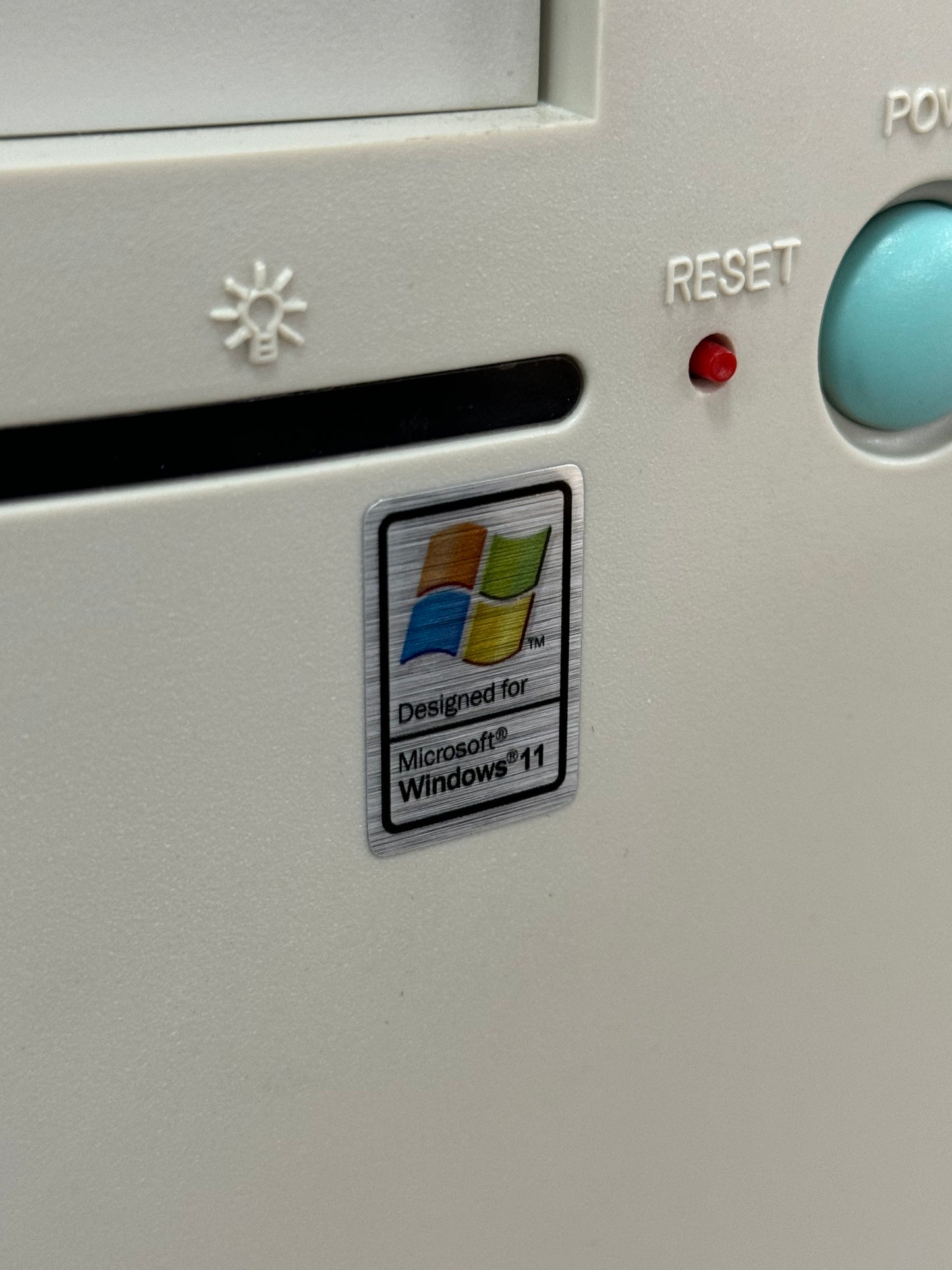 Windows 11 (XP Style) Case Badge Sticker  - Metallic