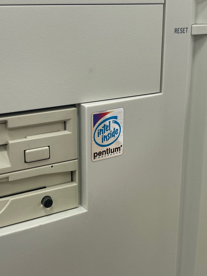 Pentium (w/o MMX) Case Badge Sticker - Metallic