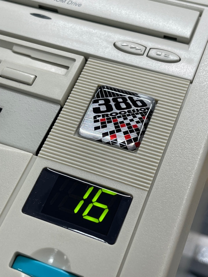 386 "Pixel" -Silver- Case Badge Sticker DOMED
