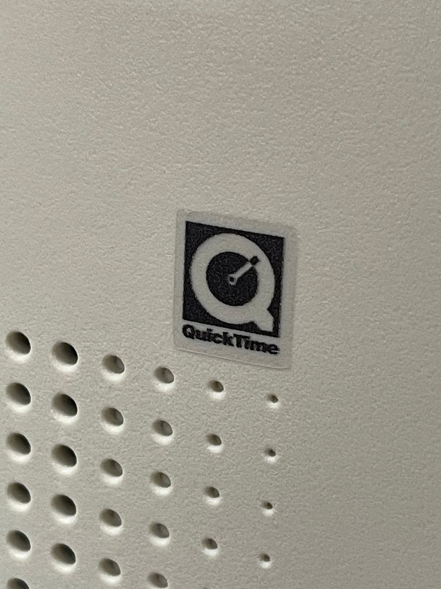 Apple Mac > QuickTime <  Case Badge Sticker - Clear