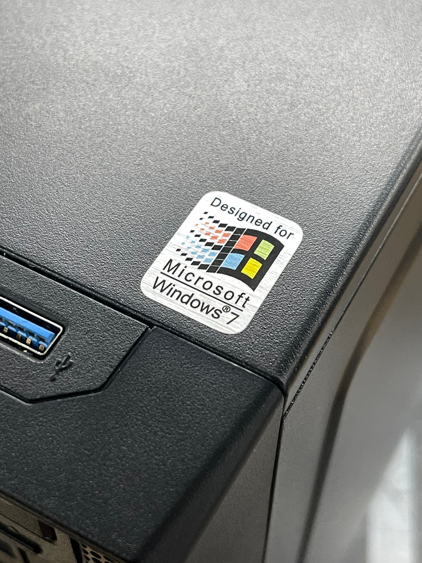 Windows 7 Case Badge Sticker - Metallic